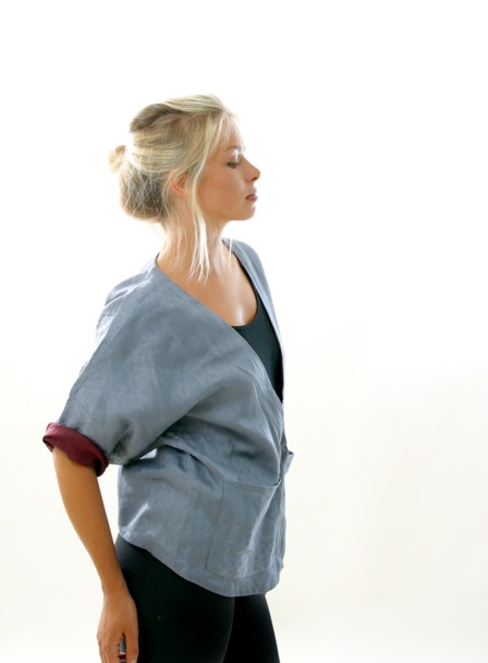 Jacket-silver-sideweb