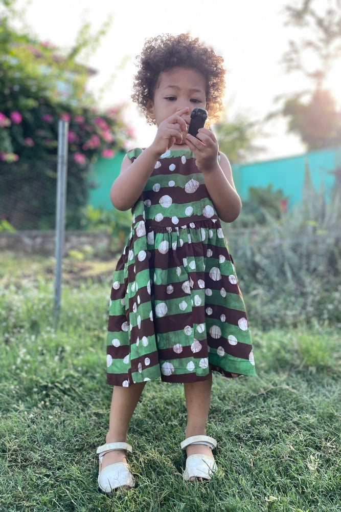 Kids Ama Dress in Green Bubbles