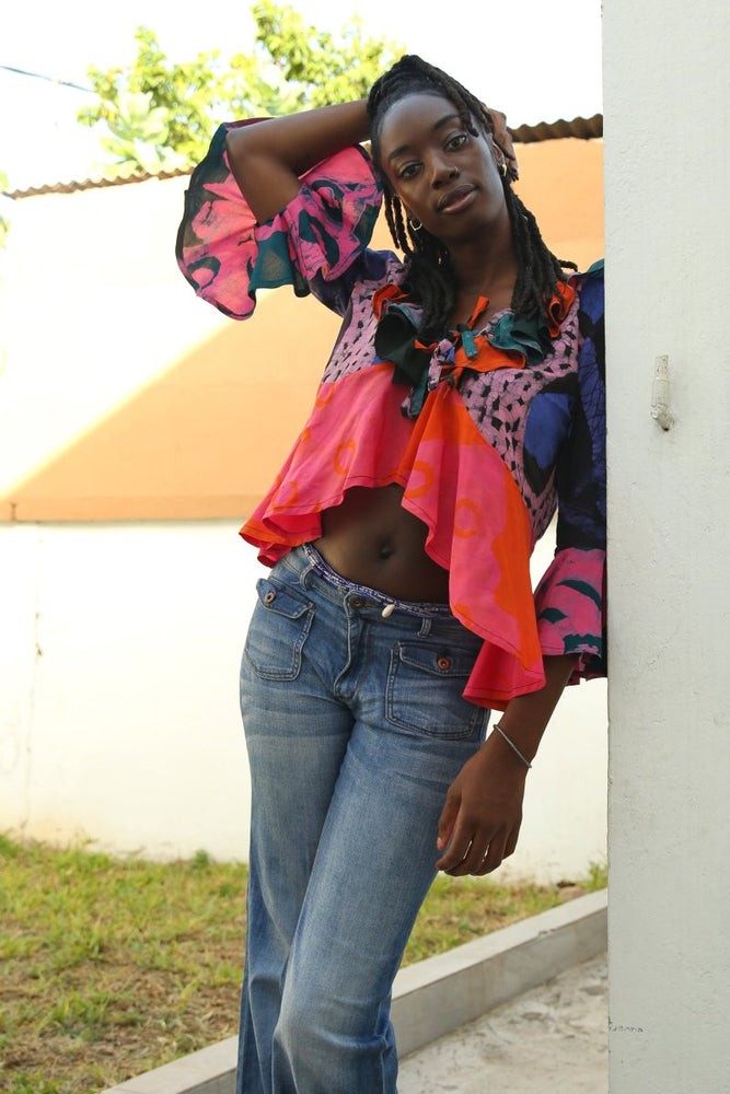 Chic Pastiche Clo top, a tribute to heritage and sustainability, in signature Osei-Duro prints, exuding effortless elegance.